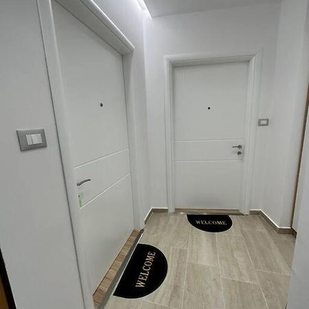 Studio City Center Τίρανα Εξωτερικό φωτογραφία