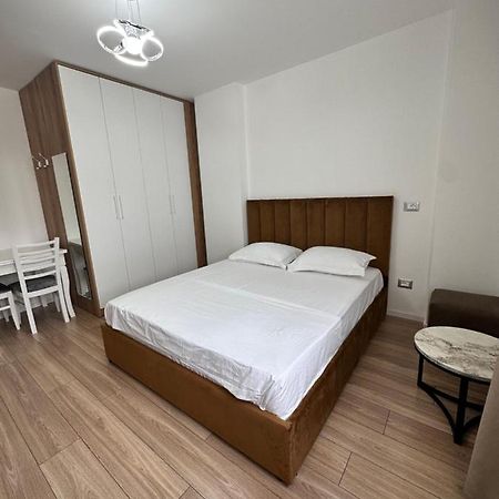 Studio City Center Τίρανα Εξωτερικό φωτογραφία